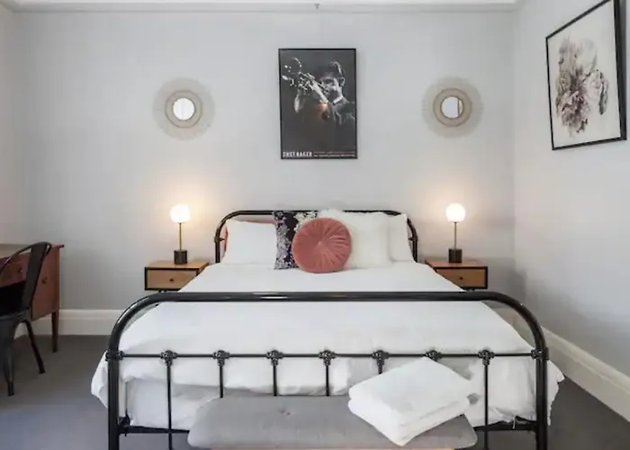 Urban Retreat Studio